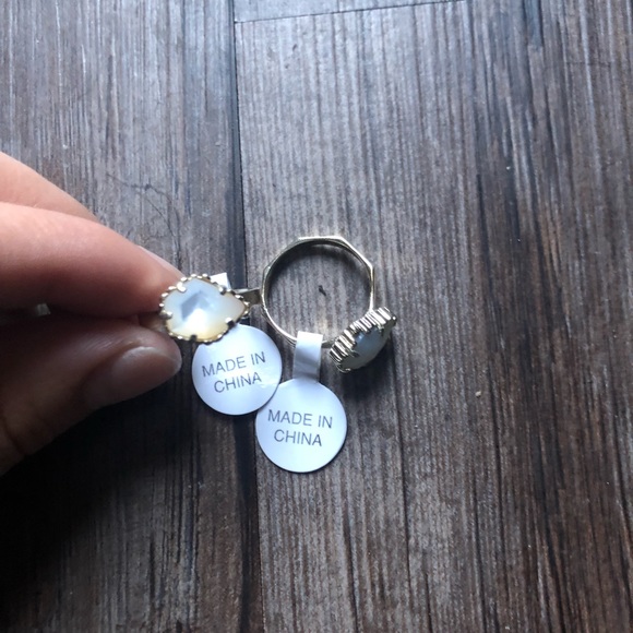 KENDRA SCOTT RINGS - Picture 4 of 5